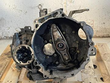 CAMBIO MANUALE COMPLETO VOLKSWAGEN Polo 5° Serie