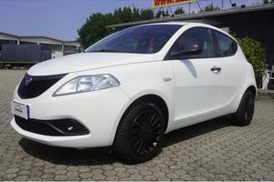 LANCIA Ypsilon 1.0 FireFly Hyb. Eco Silv. solo Km