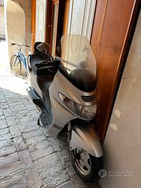 Suzuki burgman