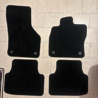 Set tappetini originali per Skoda Octavia 4 serie