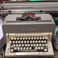 Macchina da scrivere Olivetti Linea 98