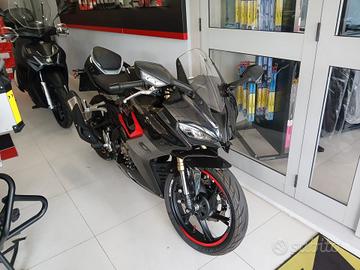 Qj Motor SRK 125 R