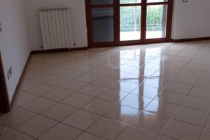 Appartamento non ammobiliato a Fabriano