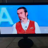 TV Toshiba 24 pollici full hd con decoder T2.