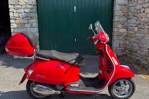 Vespa GTS 250 i.e. – 2009 – 16.600 km