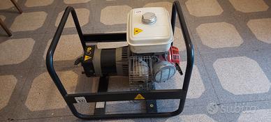 Generatore di corrente 2 kva Pramac mai utilizzato