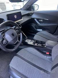 AUTO PRIVATO
