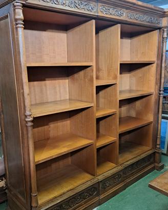 libreria Neoclassica a giorno