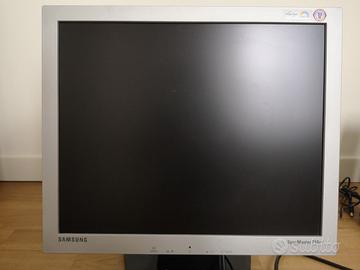 Samsung sync master 710v 17" monitor PC