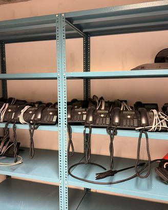 29x Telefoni VoIP Snom D712