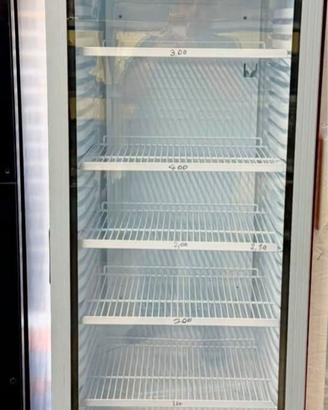 frigo bibite Ferrarelle