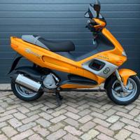 Carene runner 180 2t