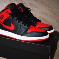 Air Jordan 1 Mid, Nike Dunk High Retro