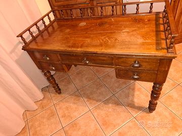 scrivania antica in noce
