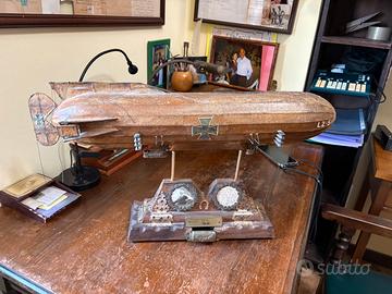 Modellino dirigibile tedesco Zeppelin