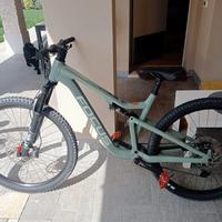Focus Throne 6.9 L