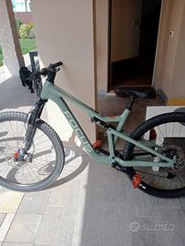 Focus Throne 6.9 L