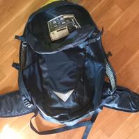 Zaino Trekking  30 L nuovo