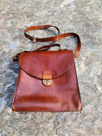 borsa tracolla in cuoio 27x23 x8 