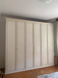 Armadio a 6 ante