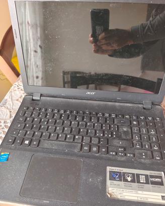 Acer Aspire ES1-512 per pezzi di ricambio