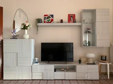 Parete tv attrezzata