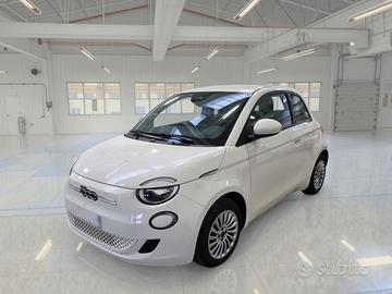 FIAT 500E ELETTRICA ACTION 3 PORTE BERLINA