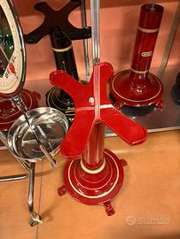 piedistalli per affettatrici leggere descrizione