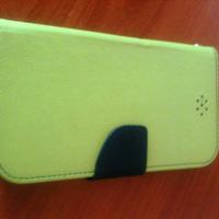 Custodia protettiva verde per smartphone 7,2x14,2