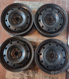 Cerchi da 15 in ferro per Suzuki Swift e altre
