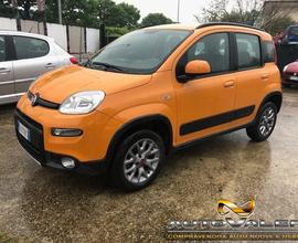 FIAT Panda 0.9 TwinAir Turbo S&S 4x4 .