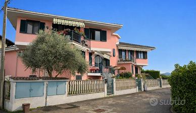 4 LOCALI A CRESCENTINO