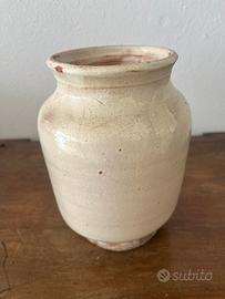 Antico vaso del tipo albarello da farmacia