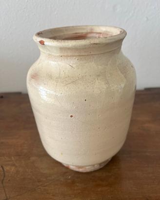 Antico vaso del tipo albarello da farmacia