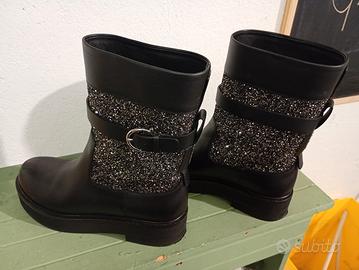 anfibi scarpone  Nero  ferragamo 