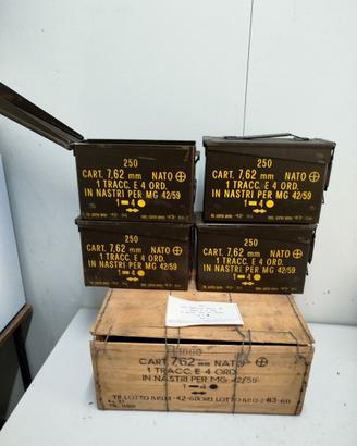Militaria Attrezzature militare cassa per MG 42/59
