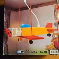 Lampadario a forma di aereo, aeroplano in legno