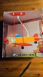 Lampadario a forma di aereo, aeroplano in legno