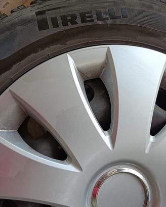 Gomme termiche con cerchi in ferro