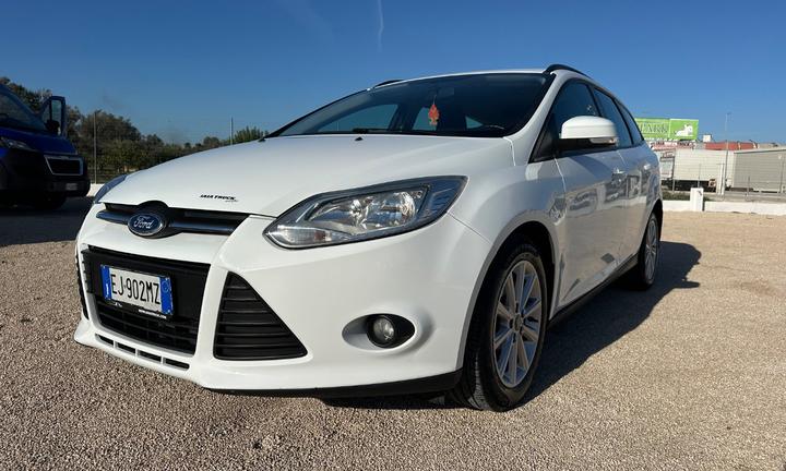 FORD Focus 1.6 TDCi 115CV SW Titanium AUTOCARRO N1