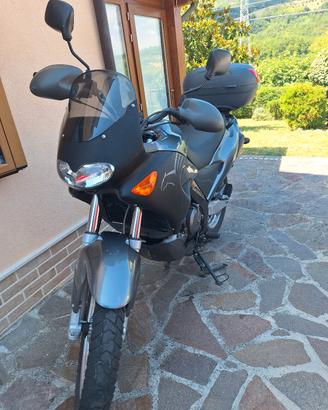 moto aprilia 650 pegaso 2005