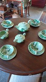 Raro ed interessante servizio da the 