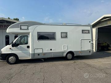Camper monoscocca vetroresina