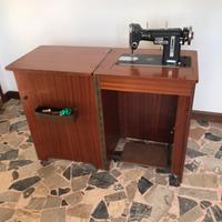 Macchina da cucire vintage