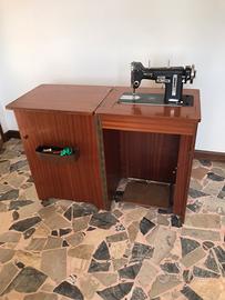 Macchina da cucire vintage