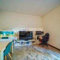 AMPIO TRILOCALE DI 100 MQ CON DOPPI SERVIZI, BALCO