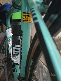 Bianchi Intrepida Carbon, veloce da strada, 2016