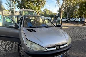 Peugeot 206 – Benzina – Anno 2003 – 116 km