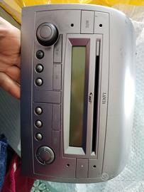 autoradio lancia y