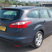FORD FOCUS SW - SPAZIOSA PER LAVORO E FAMIGLIA